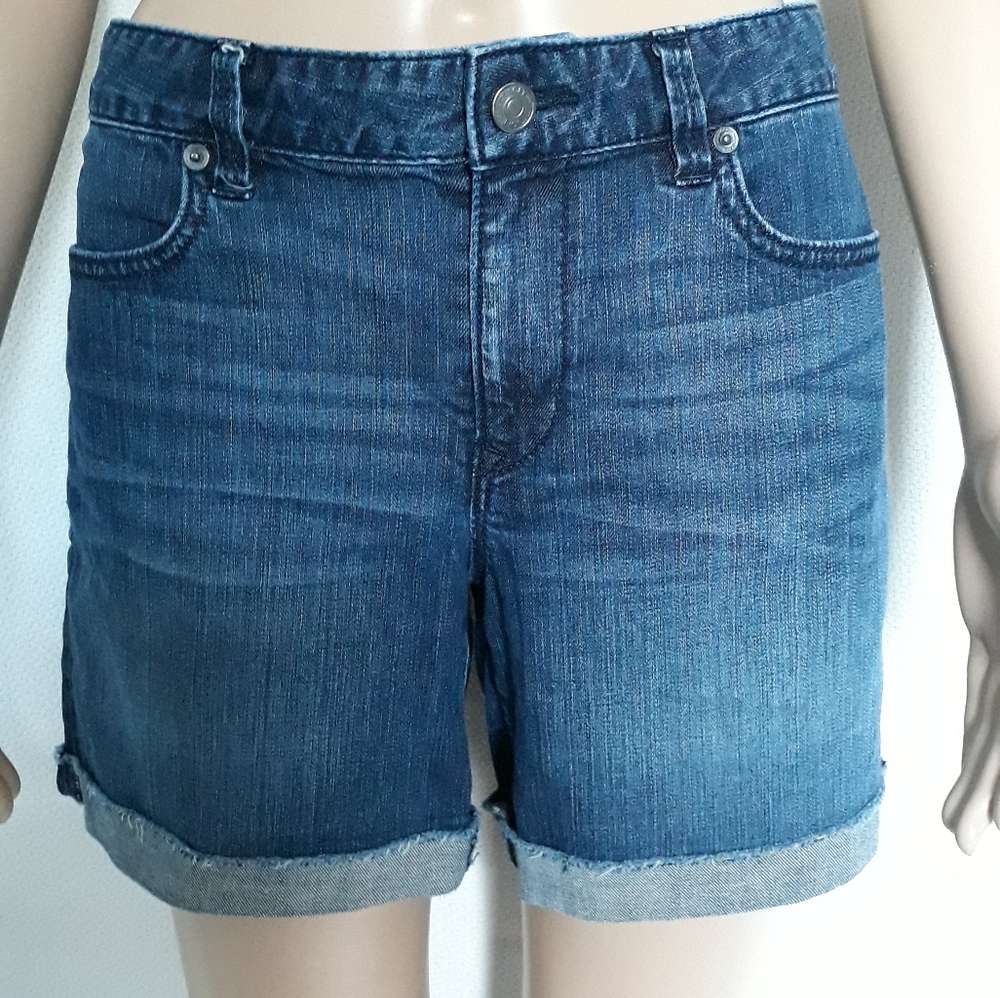 LOFT denim shorts size 6